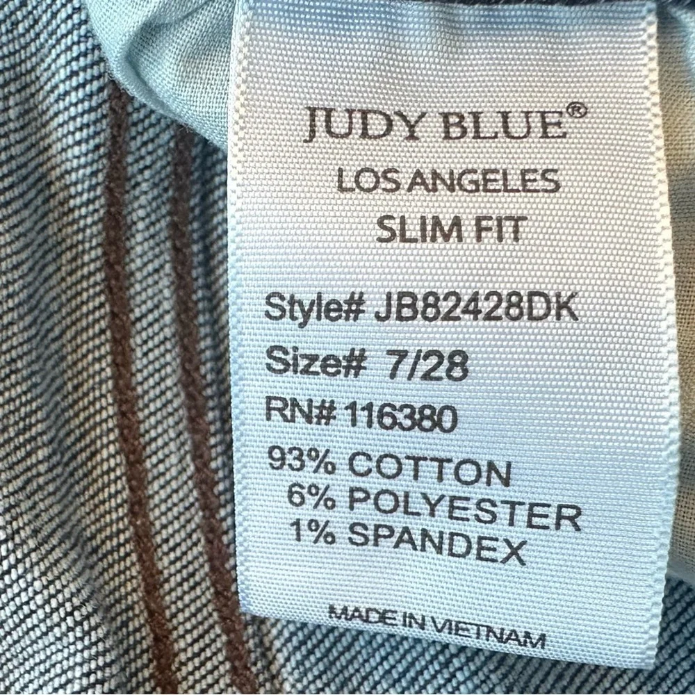 Judy Blue Dark Wash Ankle Jeans
